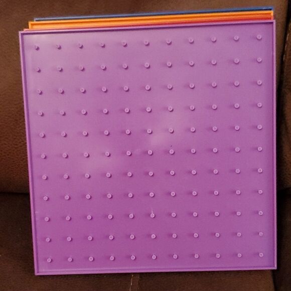 Geoboards 11 x 11 Pin Array Set of 6 Homeschool - Picture 3 of 7